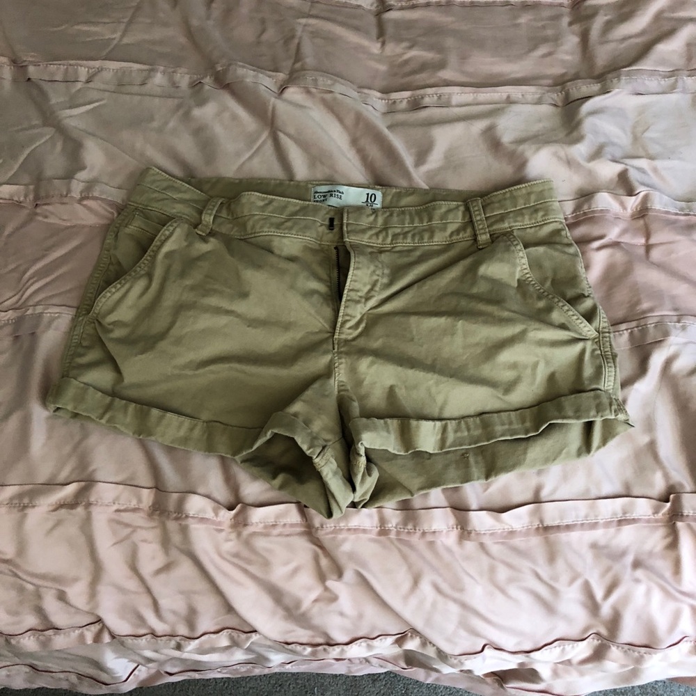Abercrombie & Fitch Khaki Shorts